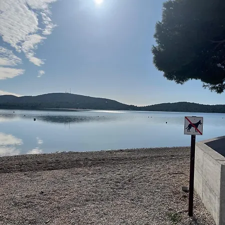 Ella Apartmán *