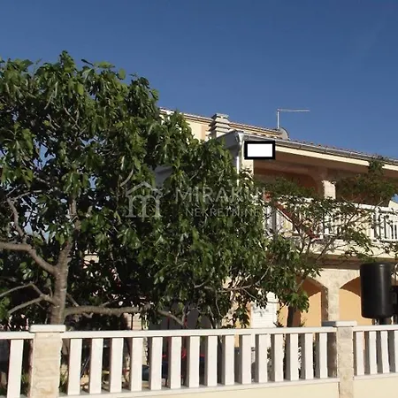 Apartman Ella