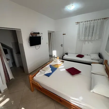 Ella Apartman