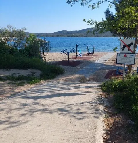 Appartement Ella Pirovac