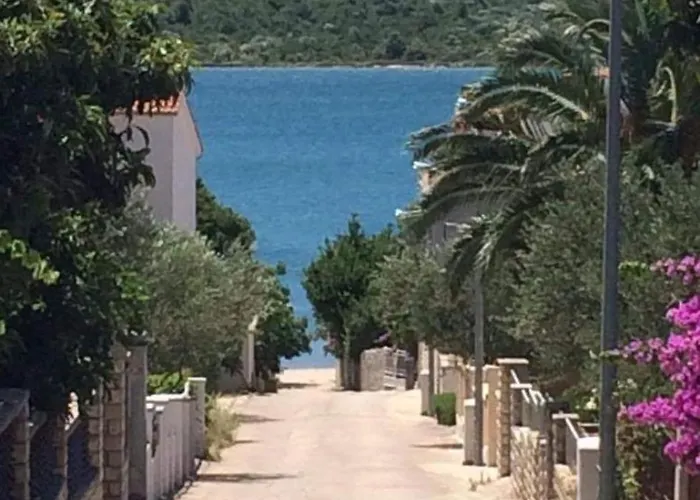 Appartement Ella Pirovac